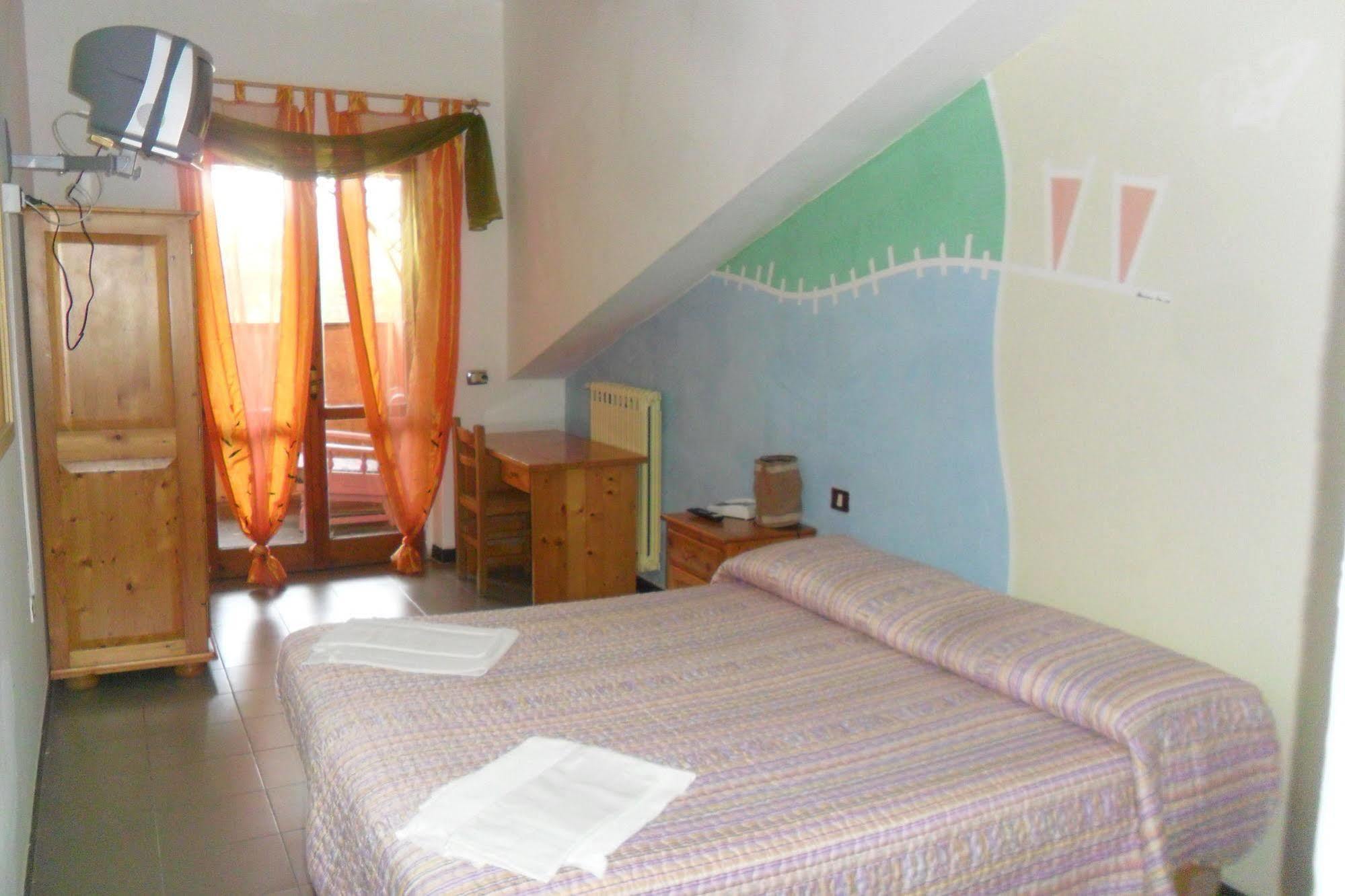 Parco Hotel Granaro Sorbo San Basile Buitenkant foto
